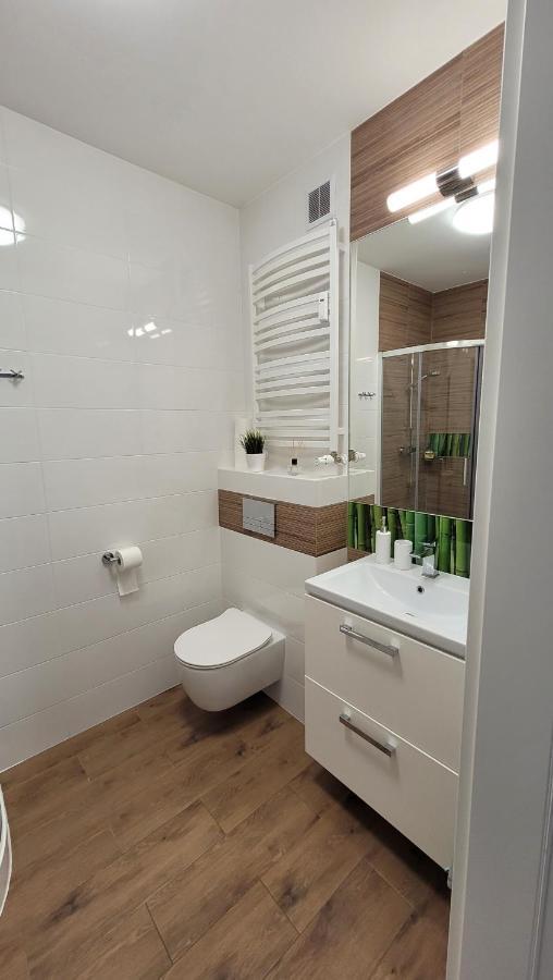 Apartament Miodowy Dom Kolberg Exterior foto